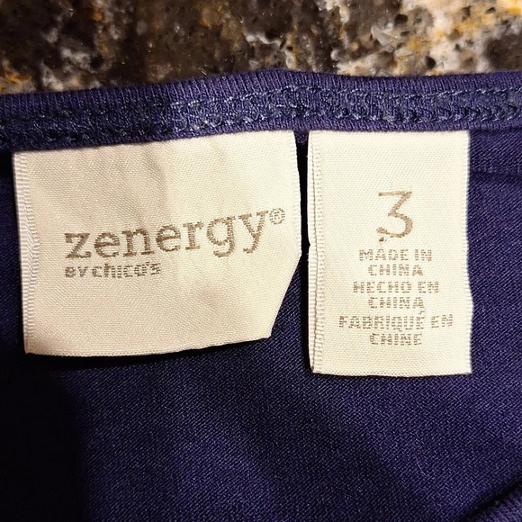 Womens  Chico's Zenergy casual stretch tie dye regular size top 3 - Picture 3 of 4